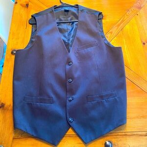 Men’s Axist Black Vest